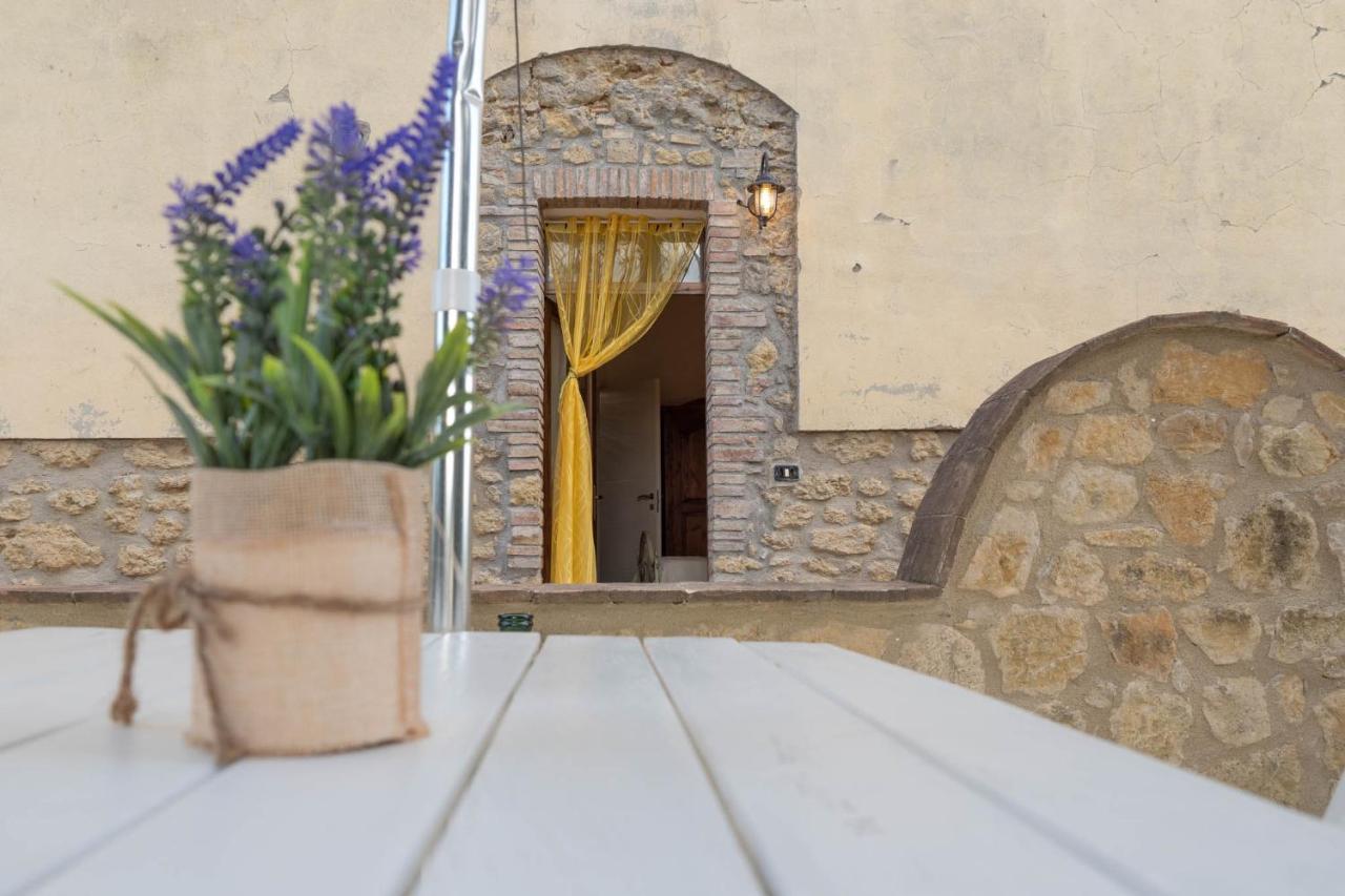 Podere Mona Pomarance Bagian luar foto