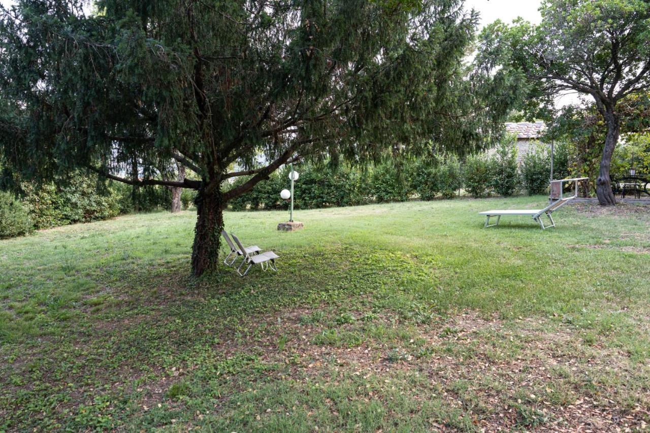 Podere Mona Pomarance Bagian luar foto