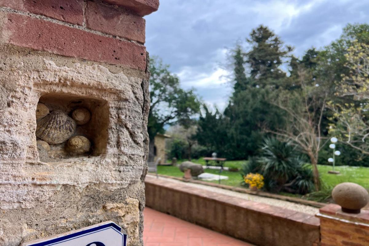 Podere Mona Pomarance Bagian luar foto