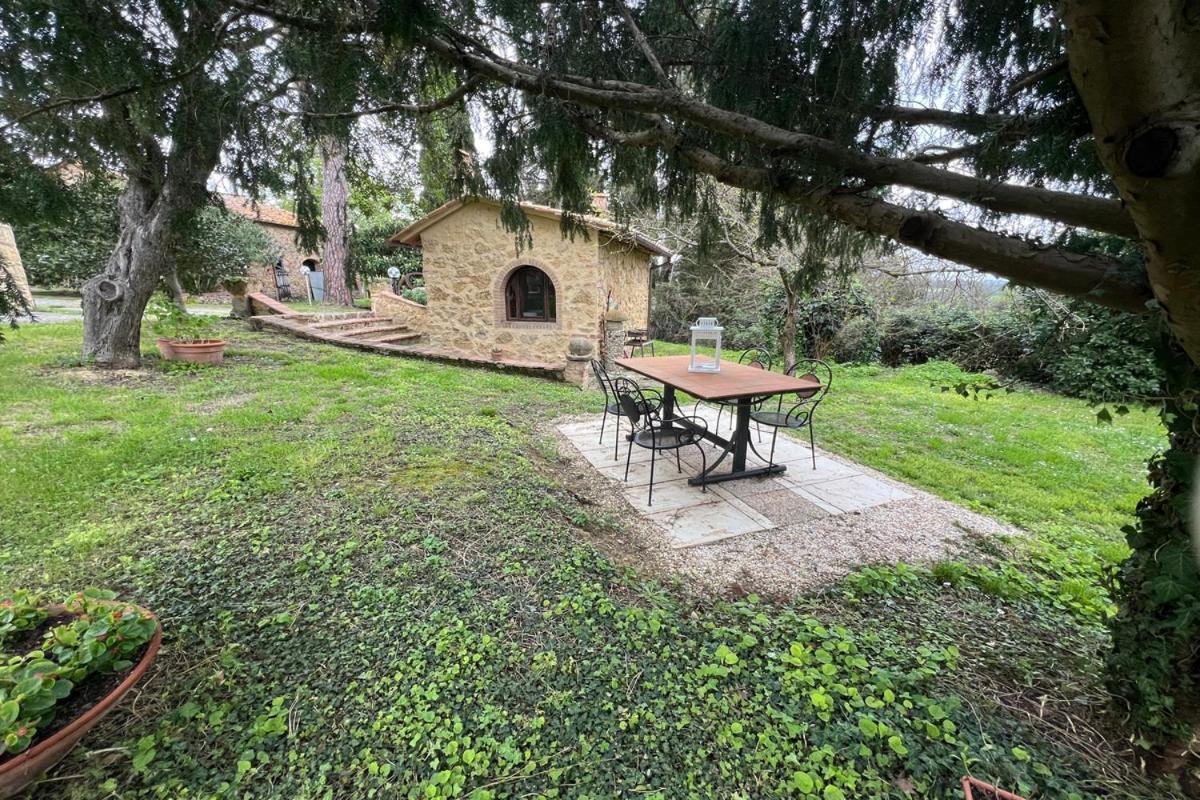 Podere Mona Pomarance Bagian luar foto