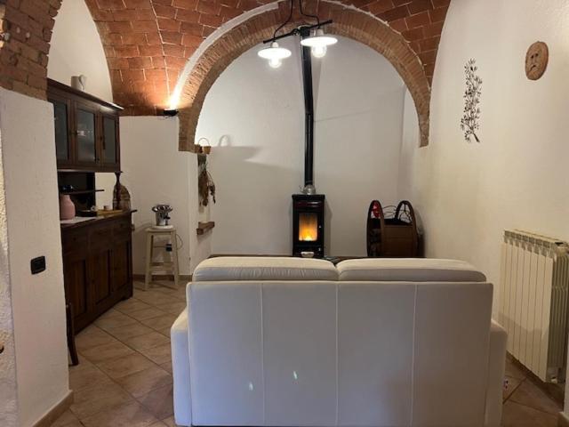 Podere Mona Pomarance Bagian luar foto