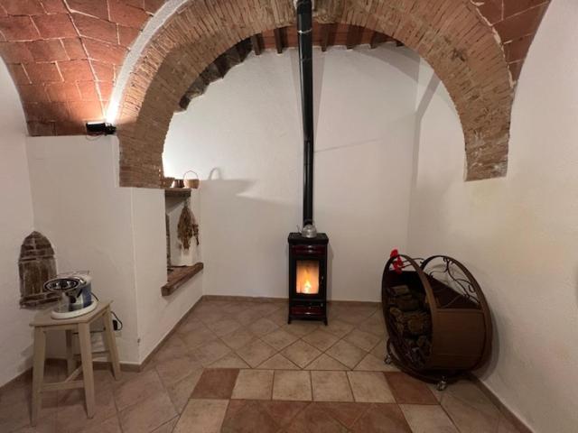 Podere Mona Pomarance Bagian luar foto