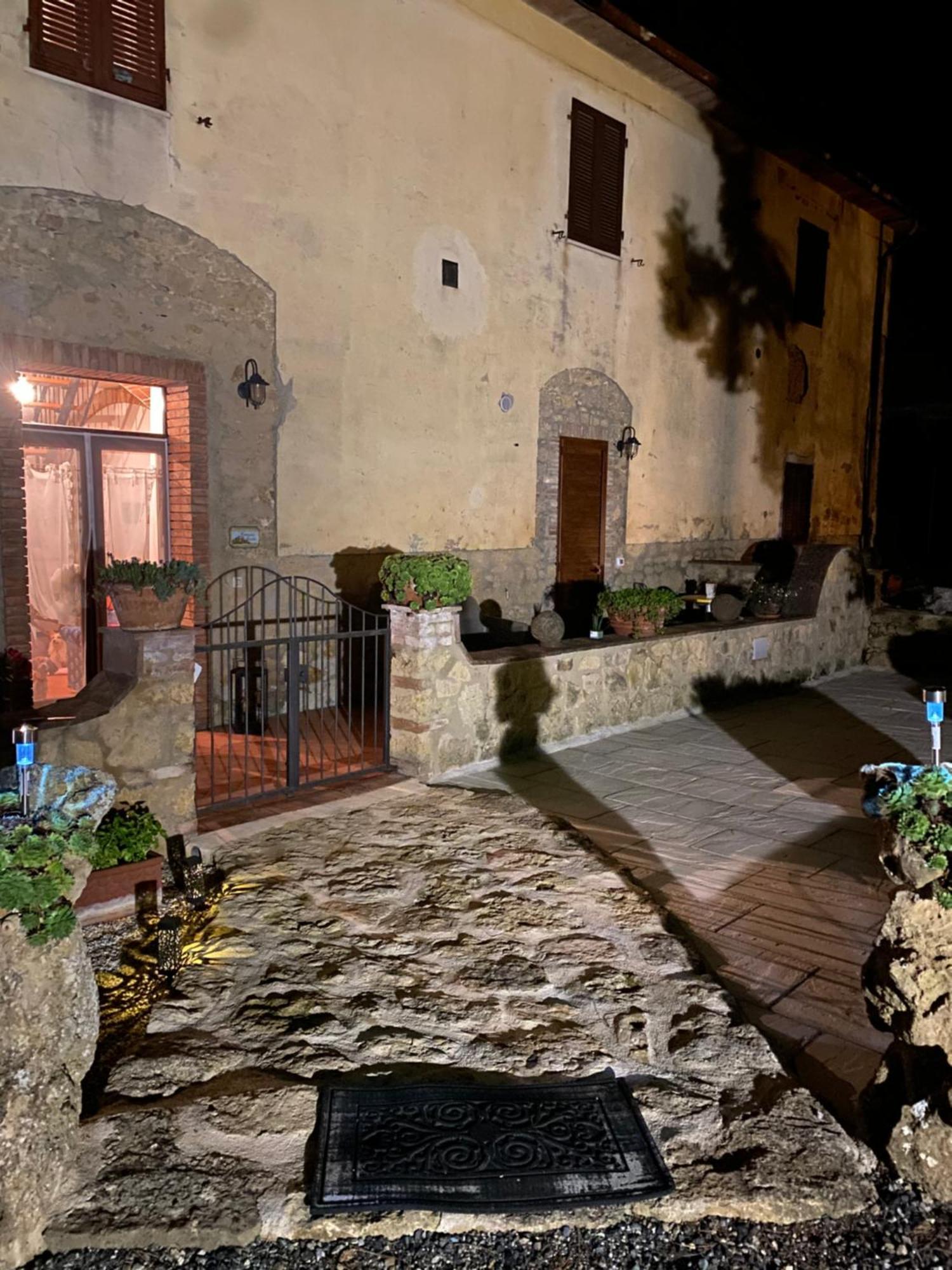 Podere Mona Pomarance Bagian luar foto